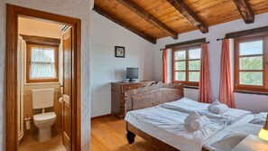 3 habitaciones, tabla de planchar con plancha y wifi gratis 