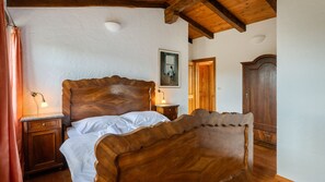 3 bedrooms, iron/ironing board, free WiFi, bed sheets - Villa Nonna Lucia by Villas Guide (Grožnjan)