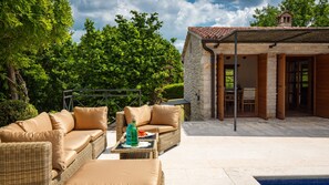 Terrace/patio - Villa Nonna Lucia by Villas Guide (Grožnjan)