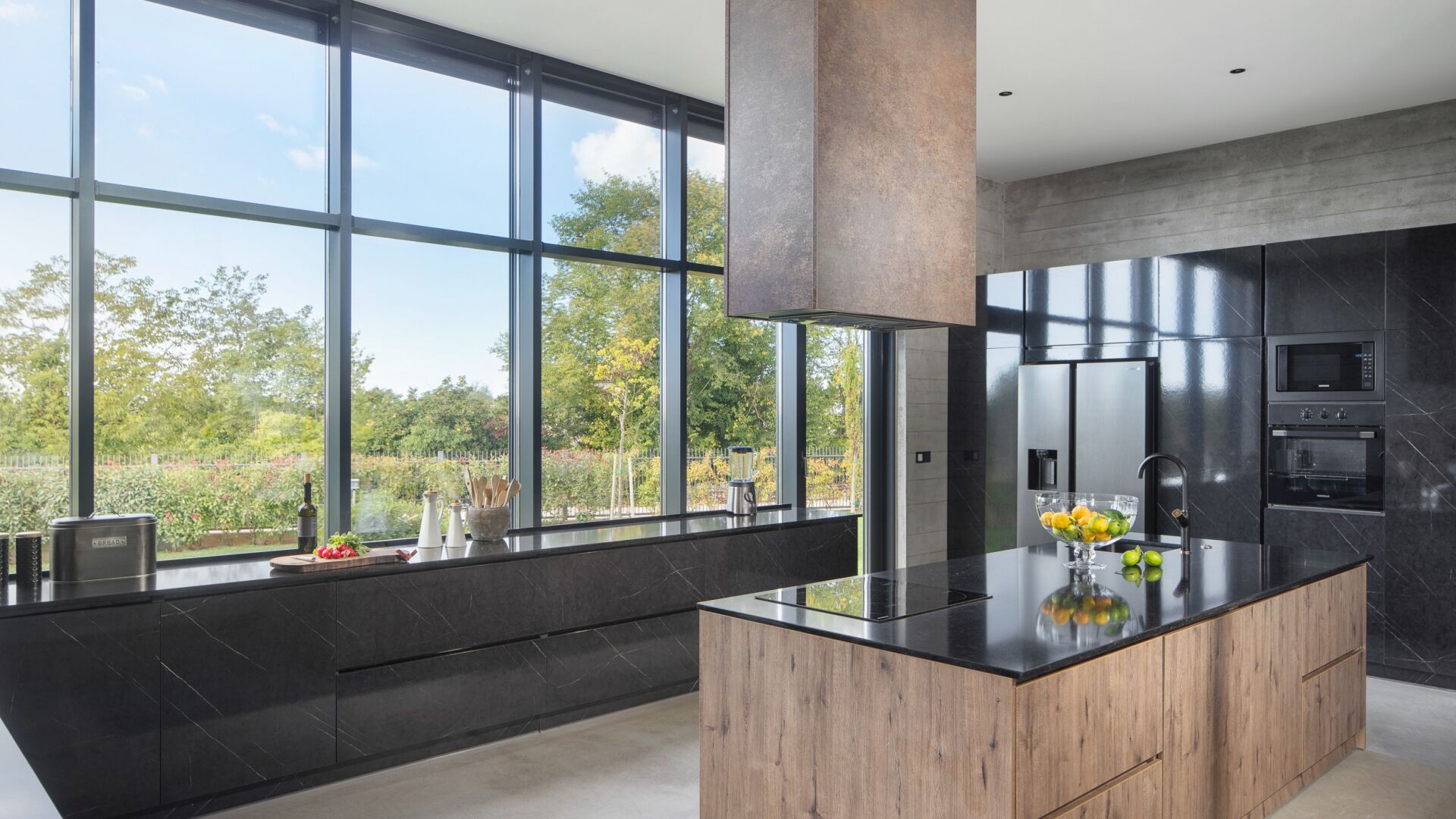 Fridge, microwave, oven, dishwasher