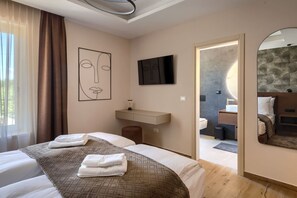 4 slaapkamers, een strijkplank/strijkijzer, gratis wifi, beddengoed