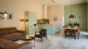 TV - Villa Casa San Vital by Villas Guide (Brig)