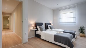 3 bedrooms, iron/ironing board, free WiFi, bed sheets
