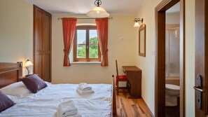 3 Schlafzimmer, Zimmersafe, kostenloses WLAN, Bettwäsche