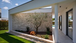 Exterior detail - Villa Blanka by Villas Guide (Kringa)