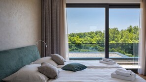 4 soverom, strykejern/-brett, wi-fi (inkludert) og sengetøy