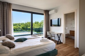 4 Schlafzimmer, Bügeleisen/Bügelbrett, kostenloses WLAN, Bettwäsche