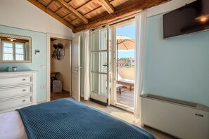 4 camere, ferro/asse da stiro, Wi-Fi gratuito, lenzuola