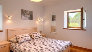 2 Schlafzimmer, Bügeleisen/Bügelbrett, kostenloses WLAN, Bettwäsche