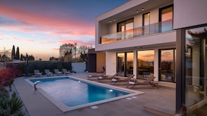 A heated pool - Villa Tonka by Villas Guide (Tar)