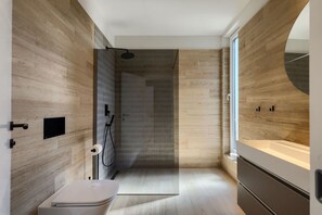 تجهيزات دش، مجففات شعر، مناشف