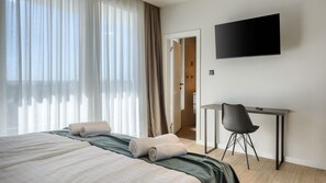 4 habitaciones, tabla de planchar con plancha y wifi gratis 