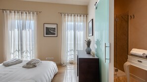 3 habitaciones, tabla de planchar con plancha y wifi gratis 