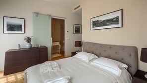 3 bedrooms, iron/ironing board, free WiFi, bed sheets - Villa Rafaelle by Villas Guide (Tar)