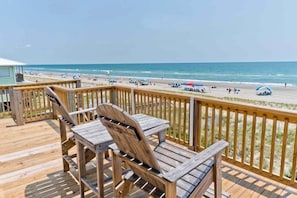 Property grounds - Dolphin Watch East, Oceanfront Duplex in Emerald Isle, NC! (Emerald Isle)