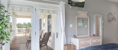 5 bedrooms, iron/ironing board, Internet