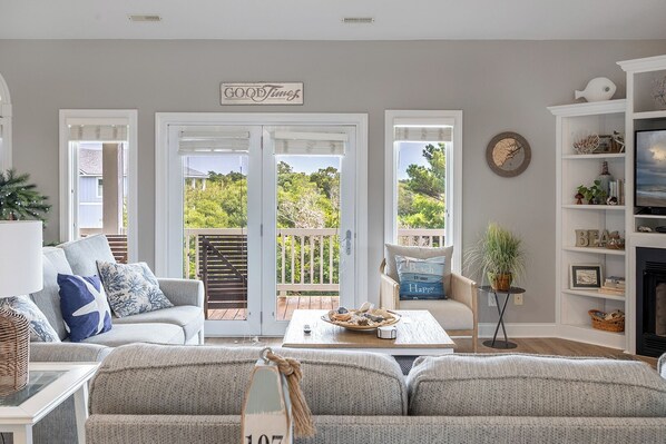 Smart-tv, pejs, videospil, dvd-afspiller