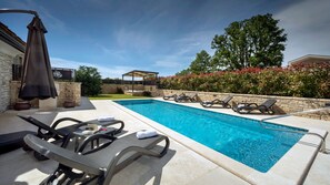 Pool - Villa Lori by Villas Guide (Nova Vas)