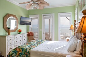 8 bedrooms, WiFi