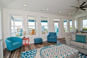 TV, tavolo da calcetto