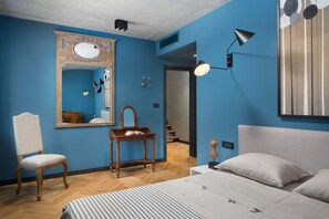 5 bedrooms, iron/ironing board, free WiFi, bed sheets