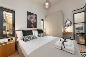1 bedroom, in-room safe, iron/ironing board, free WiFi