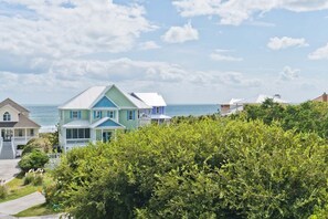 Exterior - Flip Flop Inn, Almost Oceanfront Duplex in Emerald Isle, NC! (Emerald Isle)