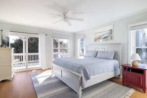 5 bedrooms, iron/ironing board, WiFi