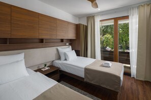 2 chambres, fer et planche à repasser, accès au Wi-Fi (inclus)