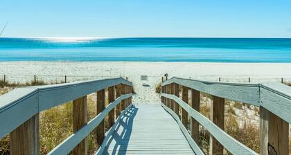 🏝️Gulf Front-XL Balcony-Pool + Sauna-2BR Ocean Reef 704🏝️