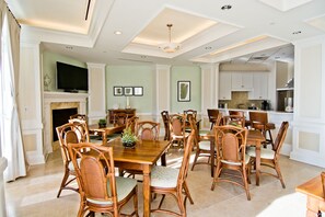 Dining - Grande Villas L-3, Oceanfront Condo in Indian Beach, NC! (Indian Beach)