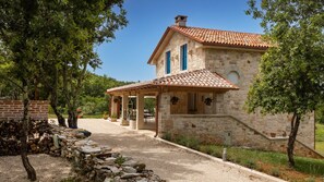 Exterior - Villa Krug by Villas Guide (Bibali)