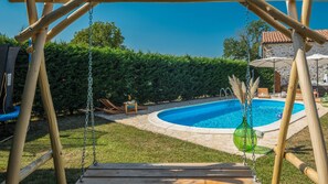 Pool - Villa Nonni by Villas Guide (Cerion)