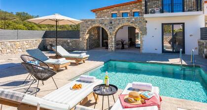 La Casa Di Pietre 1 - Three Bedroom Villa, Sleeps 6