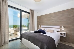 6 Schlafzimmer, Bügeleisen/Bügelbrett, kostenloses WLAN, Bettwäsche