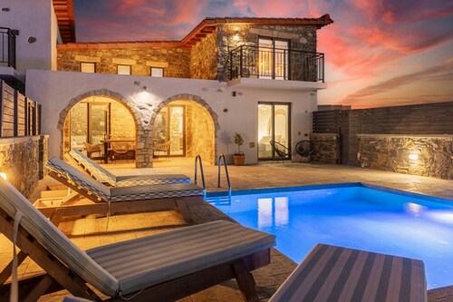 La Casa Di Pietre 3 - Three Bedroom Villa, Sleeps 6