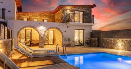 La Casa Di Pietre 3 - Three Bedroom Villa, Sleeps 6