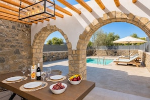 Outdoor dining - La Casa Di Pietre 3 - Three Bedroom Villa, Sleeps 6 (Rhodes)