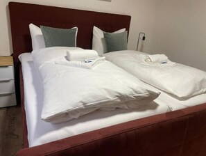 2 Schlafzimmer, Bügeleisen/Bügelbrett, kostenloses WLAN, Bettwäsche