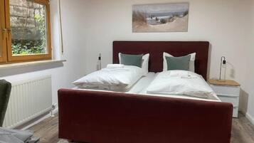 2 dormitoris, planxa i posts de planxar, wifi gratuïta i roba de llit