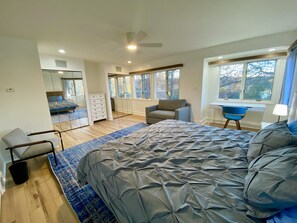 4 bedrooms, iron/ironing board, travel cot, WiFi