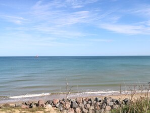 Beach nearby - Lanthorn Cottage (Norwich)