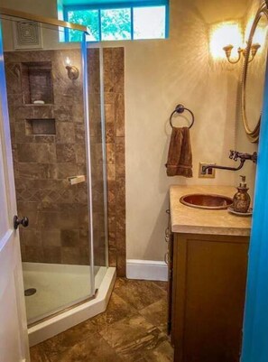 Bathroom - Tranquil TN Escape! Book Your Stay In Elizabethton (Elizabethton)