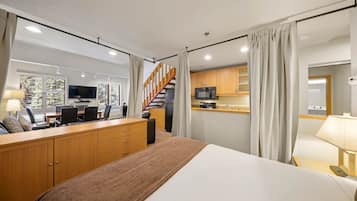 BĂŒgeleisen/BĂŒgelbrett, kostenloses WLAN, BettwĂ€sche