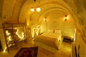 Literie de qualité supérieure, matelas Select Comfort, minibar