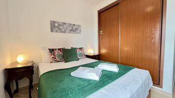 Strykejern/-brett, wi-fi (inkludert) og sengetøy