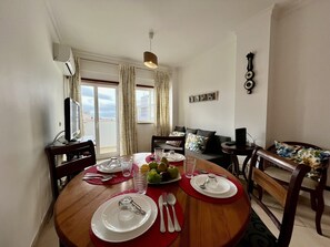 Dining - ALBUFEIRA VINTAGE APARTMENT 1 WITH POOL by HOMING (Albufeira)