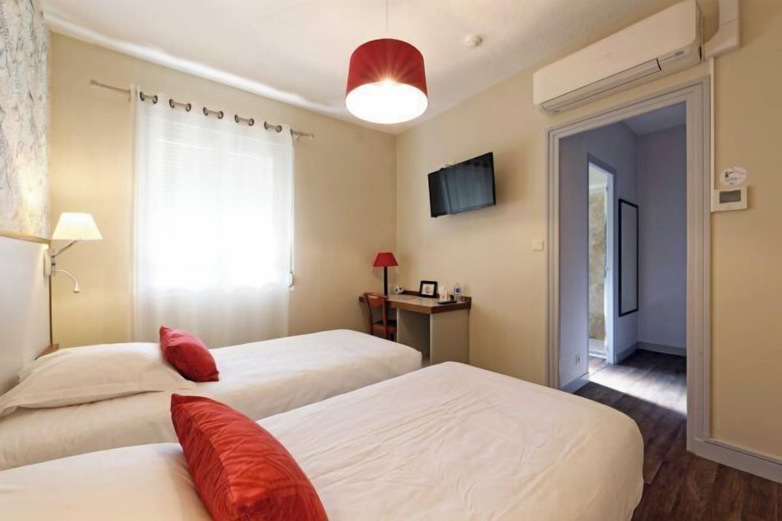 Individually decorated, individually furnished, desk, laptop workspace