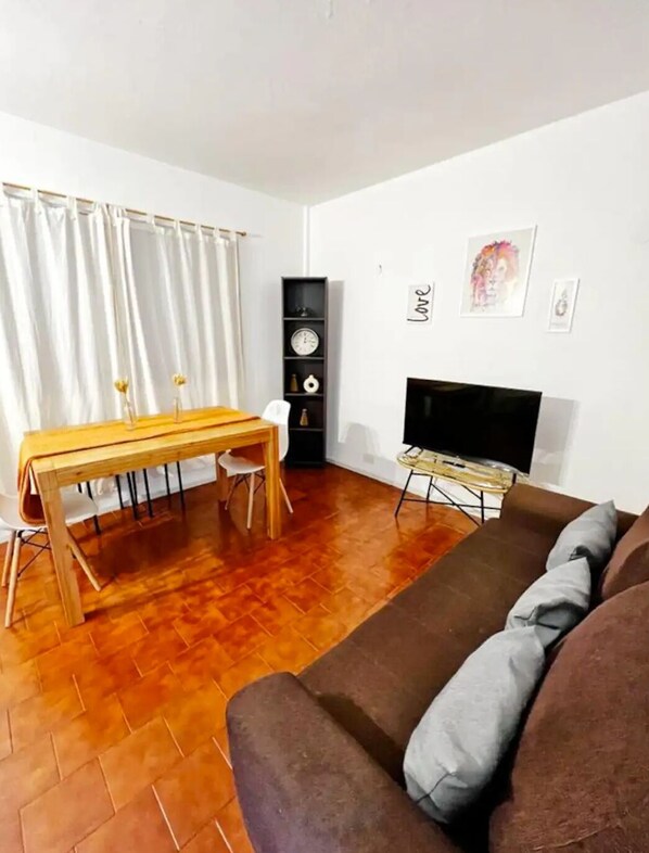 Living area - BAM DEPTO CENTRICO EN LA CALLE MITRE (San Carlos de Bariloche)