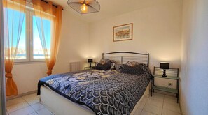 2 bedrooms, WiFi - Lovely spacious nest in Port Fréjus (Fréjus)